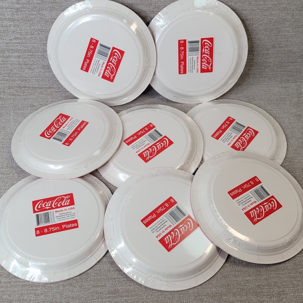 Vintage Coca Cola Logo 8 3/4" Paper Plates SEALED Set of 8 Made in USA - Picture 9 of 9